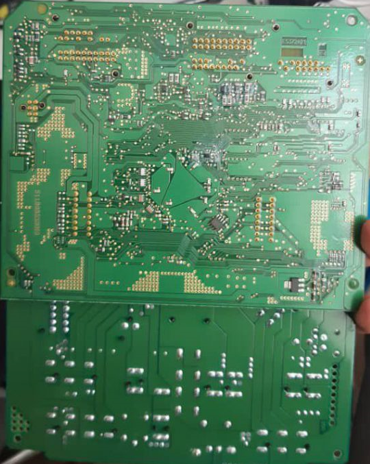 تصویر پشت برد الکترونیکی BSI